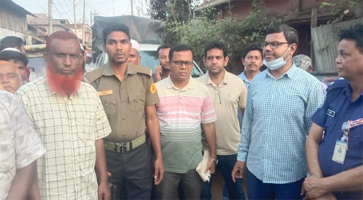 বরগুনার পাথরঘাটায় এনএসআই কর্তৃক জব্দকৃত ডিজেল, জেলেদের কাছে সরবরাহ করা হচ্ছে