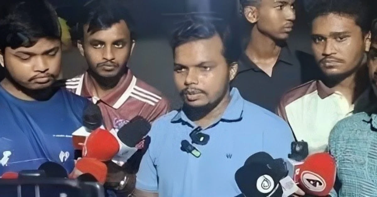 শাহবাগ থানায় সাংবাদিকরা