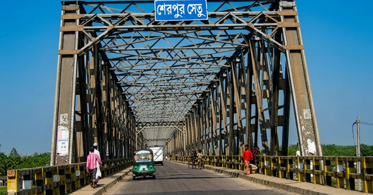 শেরপুর ব্রিজ মেরামতে ঢাকা-সিলেট মহাসড়কে যান চলাচলে বিঘ্ন