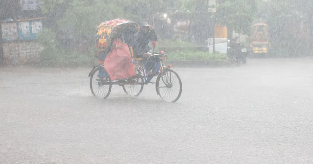 : রাজধানীতে ভারী বৃষ্টিতে জলাবদ্ধতা