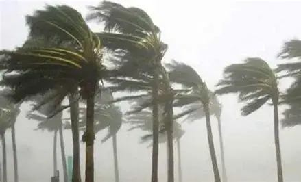 সন্ধ্যার মধ্যে ৬০ কিমি বেগে ঝড়ের আভাস