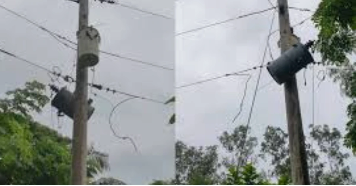 ছাগলনাইয়ার একটি এলাকায় বিদ্যুতের ট্রান্সফরমার চুরির ঘটনায় স্থানীয়দের মধ্যে উদ্বেগ ছড়িয়ে পড়েছে।