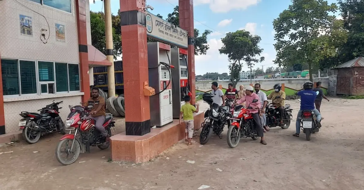 জ্বালানি তেলের সংকট নিয়ে নীলফামারীর ফিলিং স্টেশন