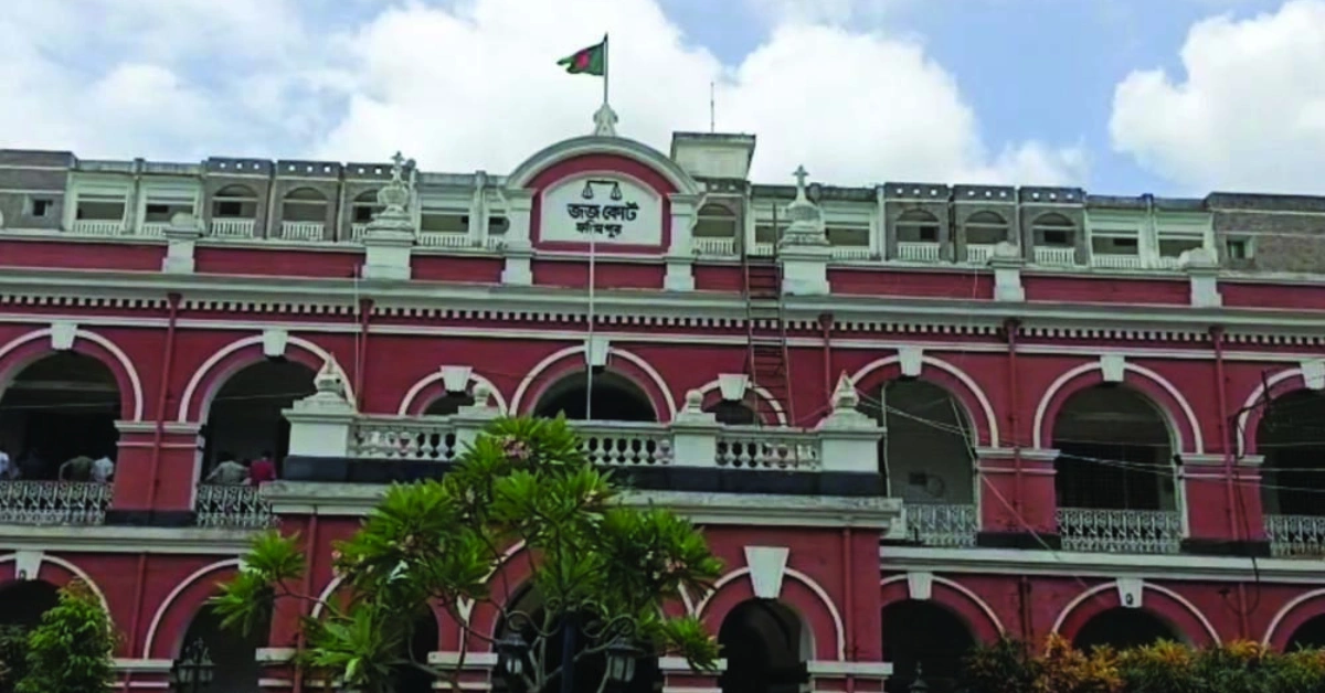 ফরিদপুরের বিশেষ জজ আদালত শিশু সাব্বির হত্যা মামলায় আসামি আরফিন মোল্লাকে মৃত্যুদণ্ড দেন। রায় ঘোষণার সময় আসামি পলাতক থাকায় তার বিরুদ্ধে গ্রেপ্তারি পরোয়ানা জারি করা হয়