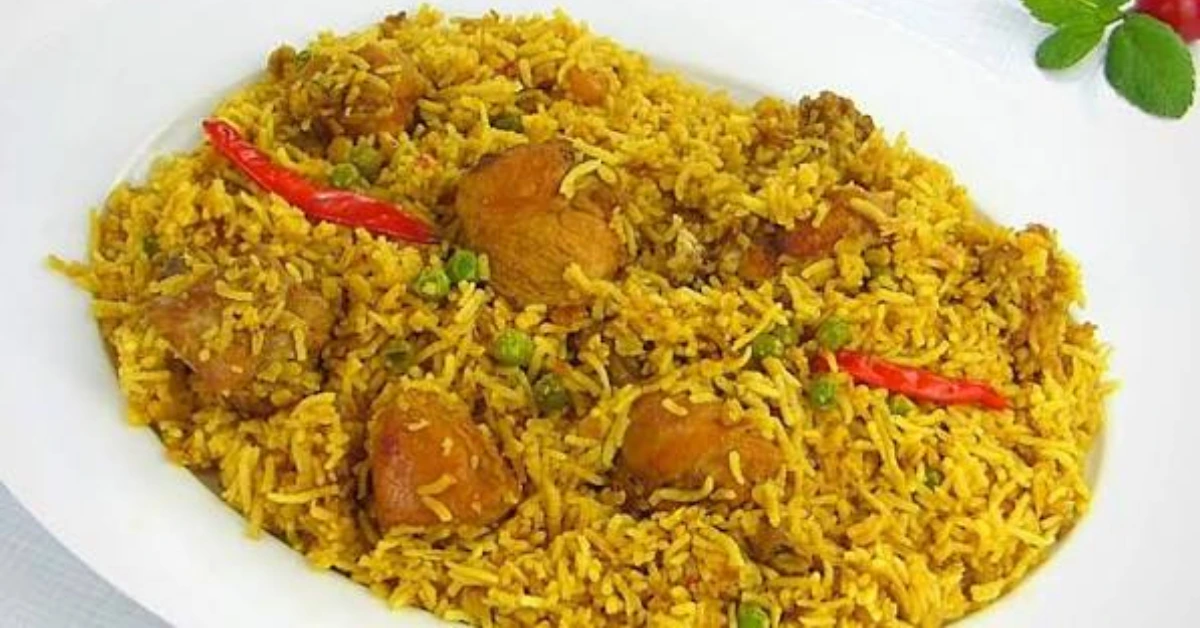 বৃষ্টির দিনে গরম খিচুড়ি