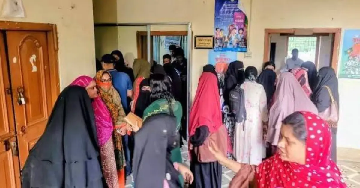 বগুড়া মহিলা প্রশিক্ষণ কেন্দ্রে প্রশিক্ষণার্থীদের বিক্ষোভ