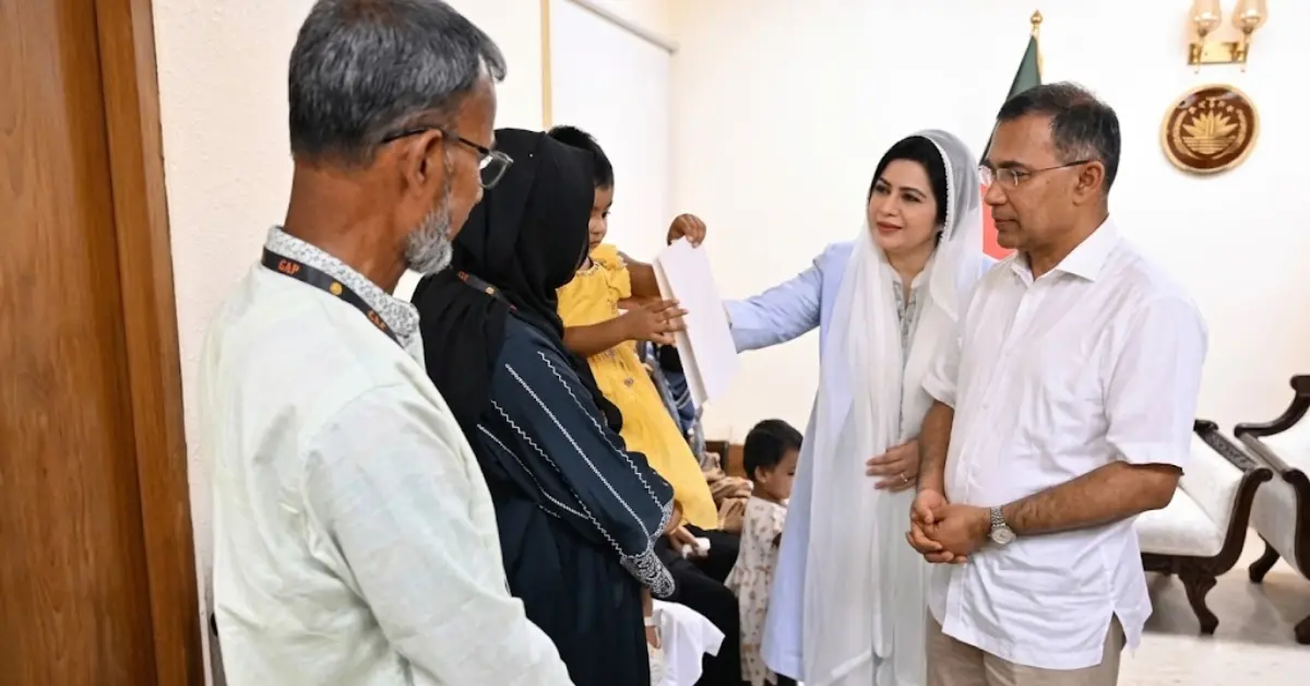 শহীদ সেনাসদস্যদের পরিবার