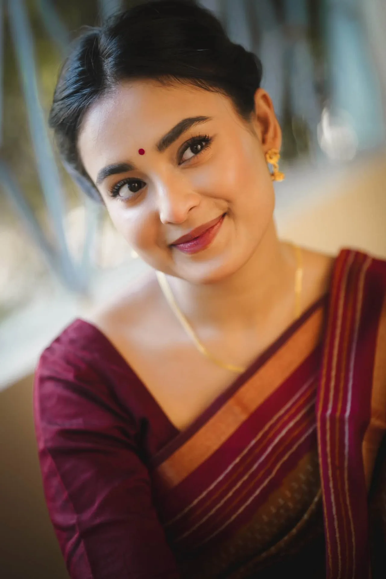 "এক চিমটি লজ্জা, দু'চিমটি মিষ্টি": শাড়িতে নতুন ফটোশুটে তটিনি