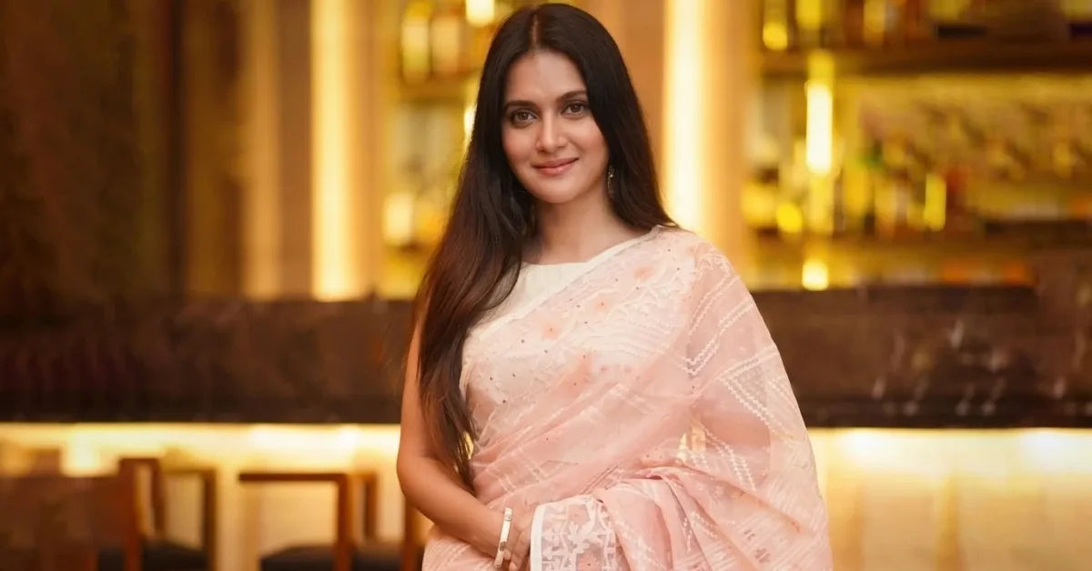মিথিলা গবেষক হিসেবে