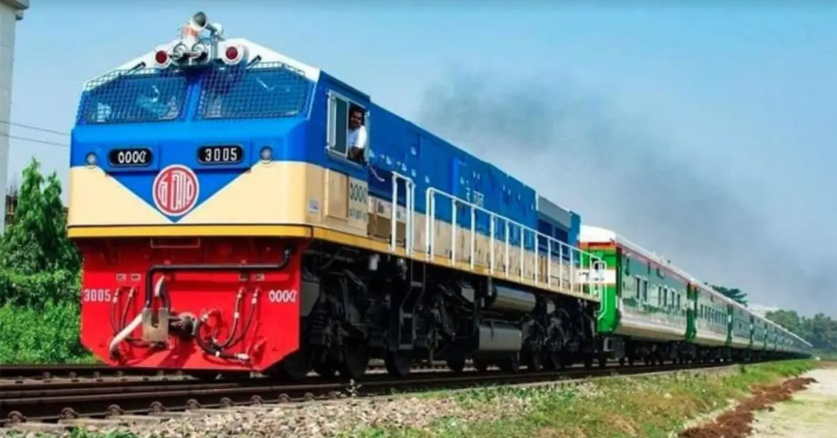 মহানগর এক্সপ্রেসে ঢাকা থেকে কক্সবাজার যাত্রা
