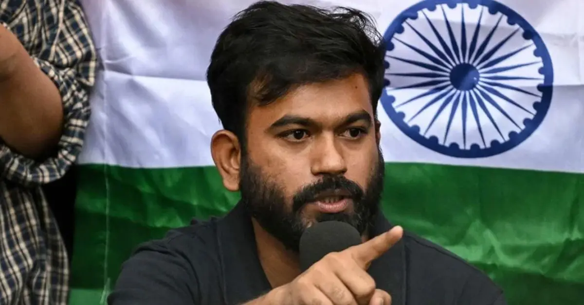 অভিজিৎ দিপকেকে আটক করল দিল্লি পুলিশ