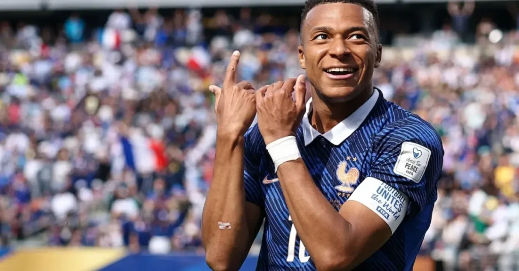 ফিফা বিশ্বকাপ গোল্ডেন বল ২০২৬ জিতবেন কে? 2 kylian mbappé