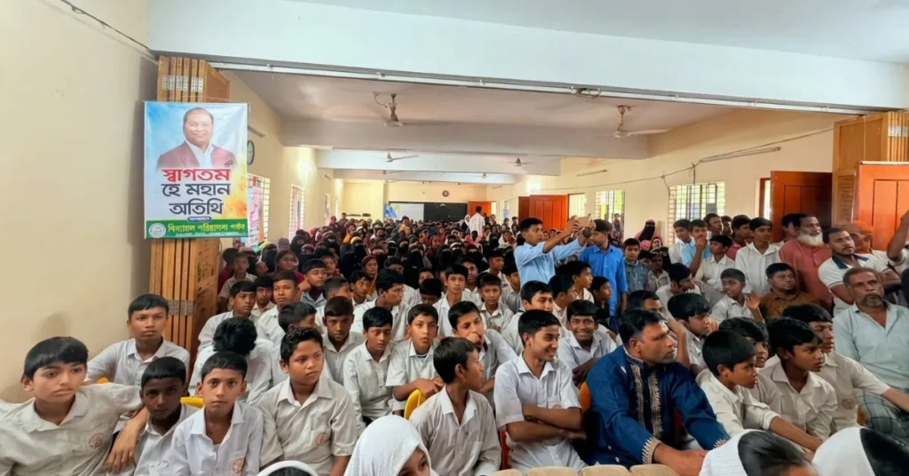 চন্দনাইশে হাছনদন্ডী বহুমুখী উচ্চ বিদ্যালয়ের নবনির্মিত একাডেমিক ভবন উদ্বোধন করেন এমপি জসীম উদ্দীন আহমেদ 3 চন্দনাইশে-নবনির্মিত-একাডেমিক-ভবন