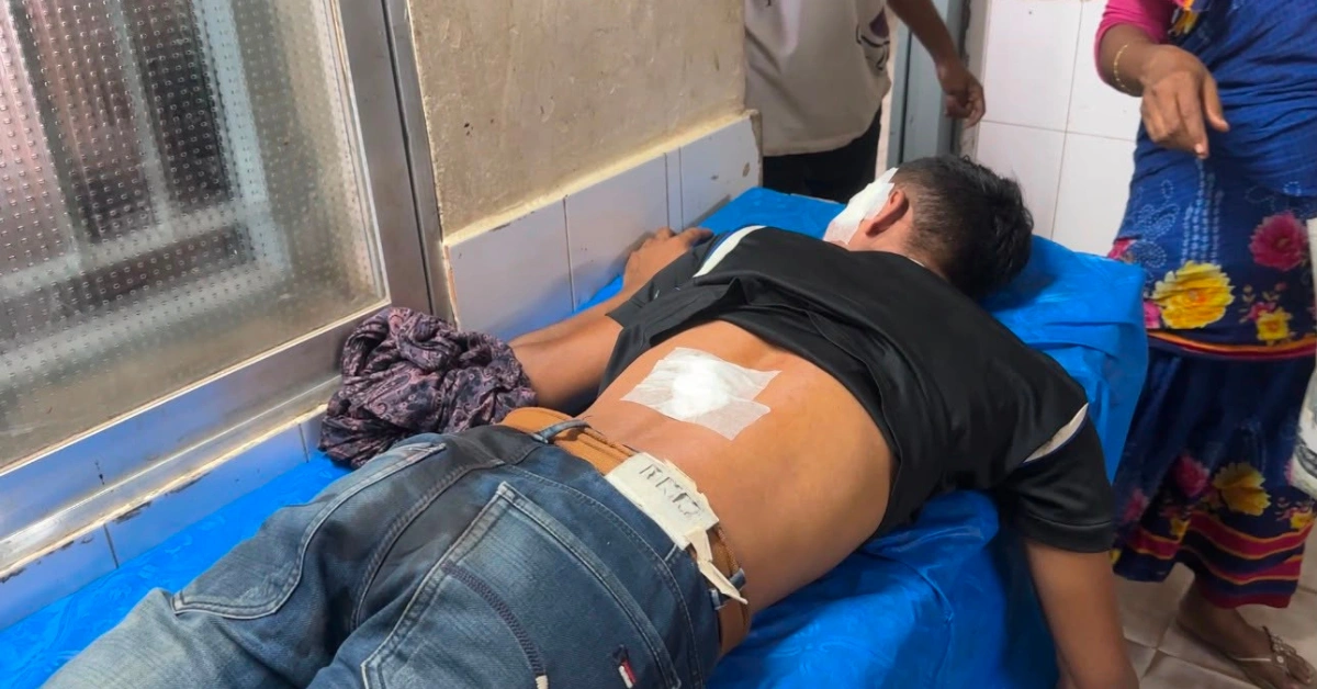 চাগাচরে ছুরিকাঘাত, জীবন-মৃত্যুর সন্ধিক্ষণে যুবক