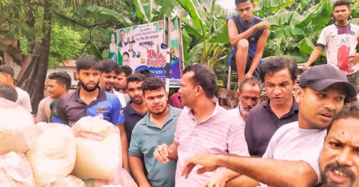 সমাজের মানুষের সহায়তায় জাকির হোসেন